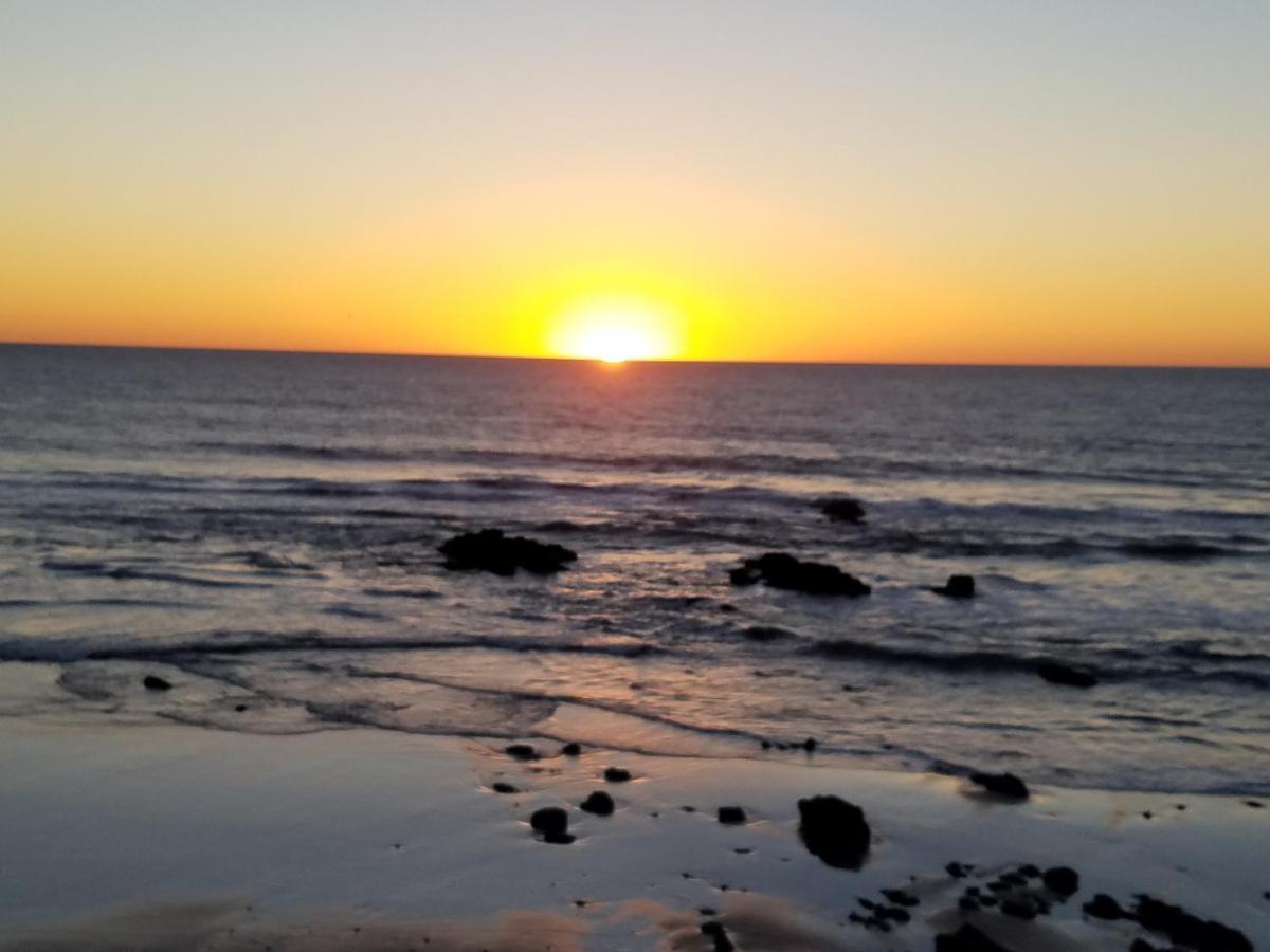 Appartamento 'Luxury Oceanfront Penthouse With Pools, Jacuzzis And Spectacular Ocean Views' Rosarito Esterno foto