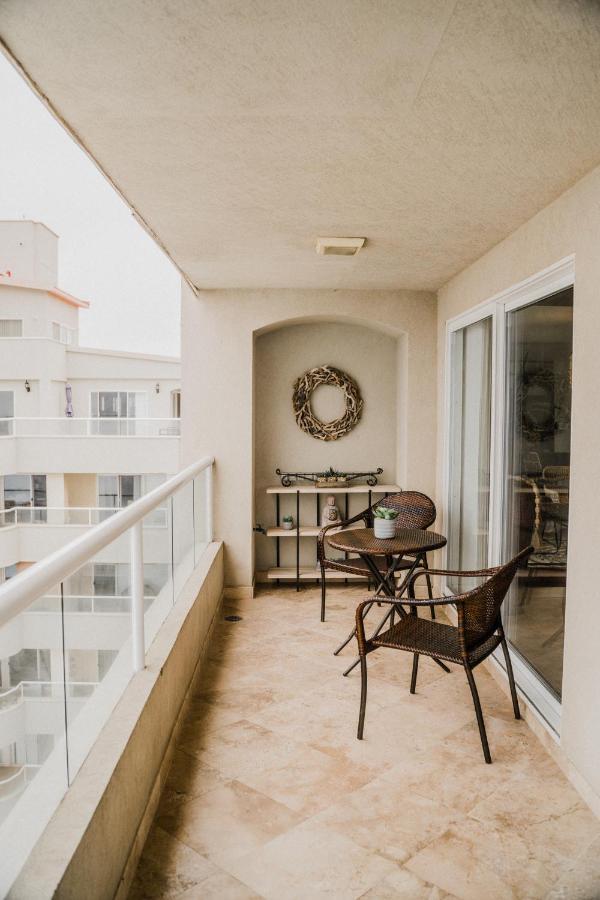 Appartamento 'Luxury Oceanfront Penthouse With Pools, Jacuzzis And Spectacular Ocean Views' Rosarito Esterno foto