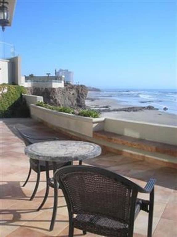 Appartamento 'Luxury Oceanfront Penthouse With Pools, Jacuzzis And Spectacular Ocean Views' Rosarito Esterno foto